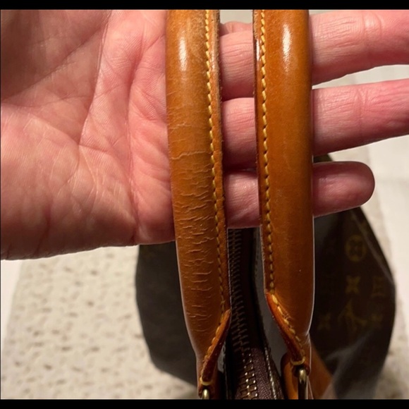 Louis Vuitton Keepall - Picture 8 of 9